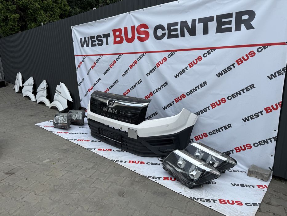 Решітка радіатора  Volkswagen Crafter 2021р MAN TGE Бампер