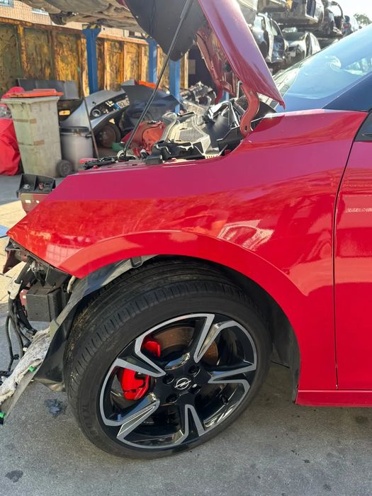 Guarda-lamas esquerdo OPEL Corsa F