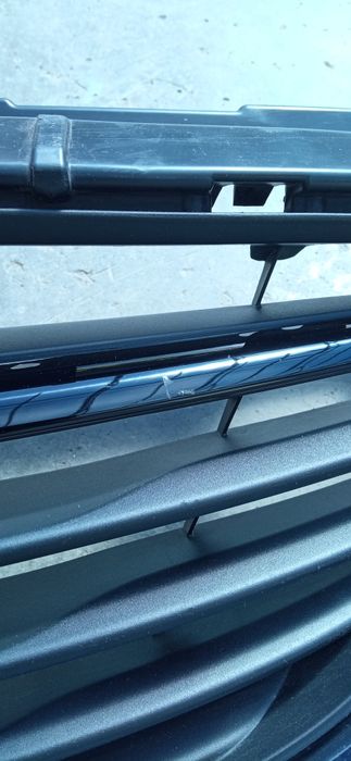 Решітка радіатора Мазда 6 GJ