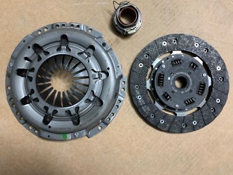 Kit embraiagem Toyota Hilux VI / Land cruiser / Hiace IV 2LT