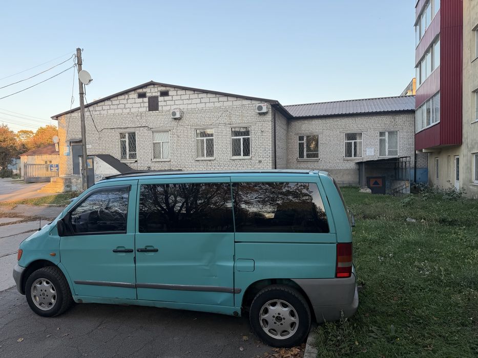 Продам пассажирский Mercedes Vito 2000 год