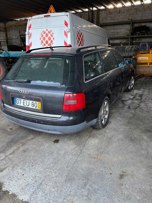 Audi A6 2.5 - Motor desmontado