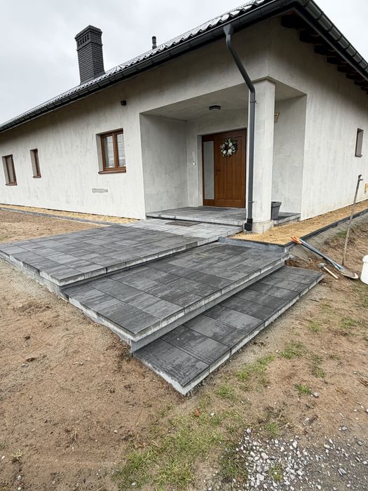 Montaz ogrodzen panelowych, ukladanie kostki brukowej