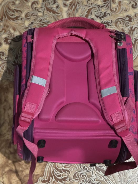 Рюкзак для дівчинки