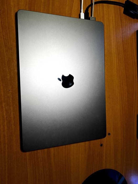 Macbook Air M3 15'' | 16GB | 1TB + Monitor Portátil AOC 15