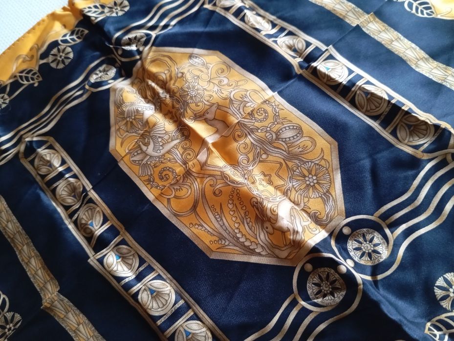 Lenço de Seda Pura Lanvin
Lanvin Pure Silk Scarf