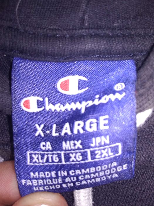 Кофта Champion с плюшевым принтом