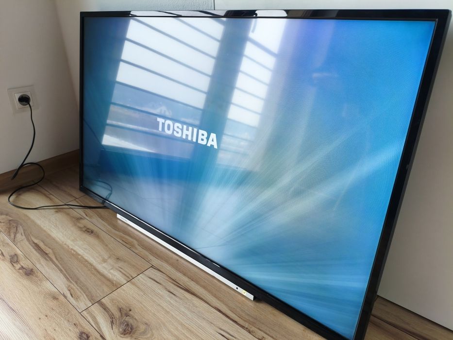 Telewizor Toshiba 43 cale