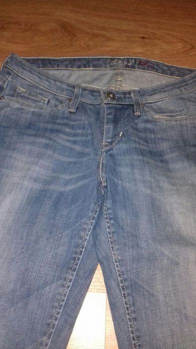 Spodnie jeansowe Levis
