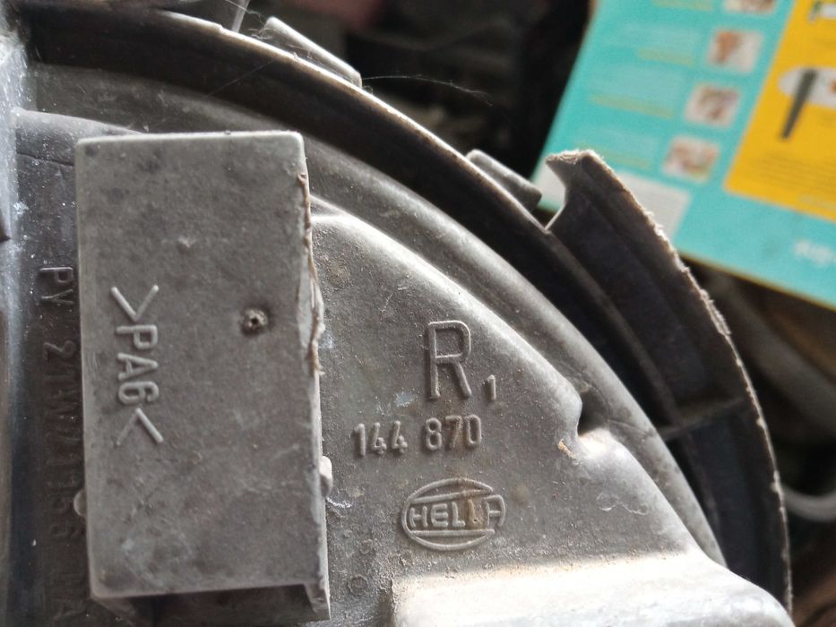 Фари фары передні Mercedes W210  95-02 Hella Мерседес 144869 144870