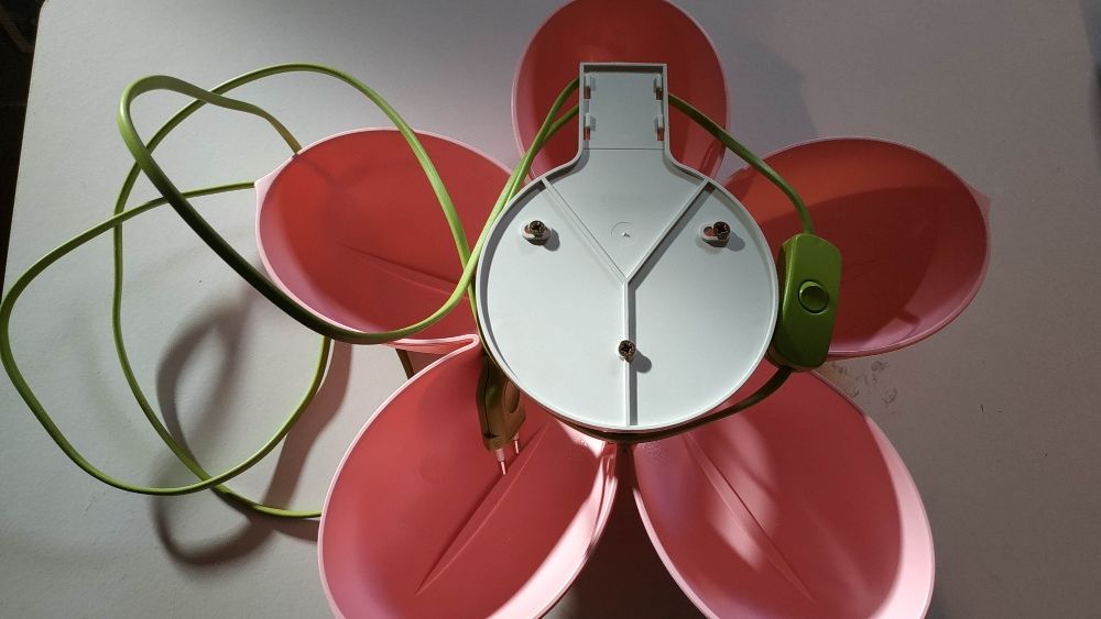 Vendo Candieiro juvenil de parede