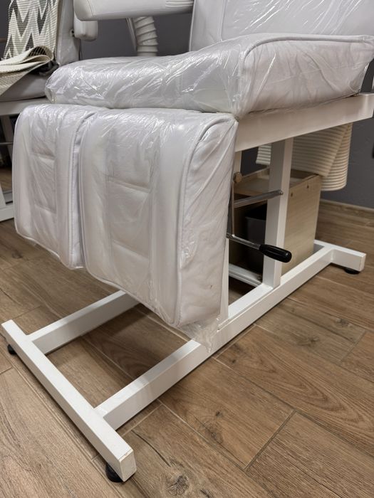 Кресло педикюрное