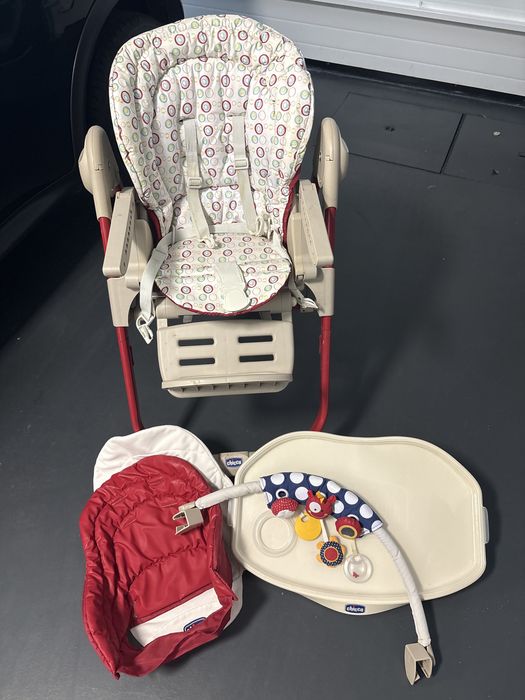 Cadeira de Papa Evolutiva Chicco Polly Magic 3 em 1 (Completa)