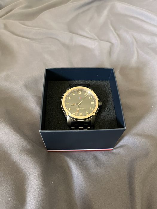 TOMMY  HILFINGER zegarek 44mm