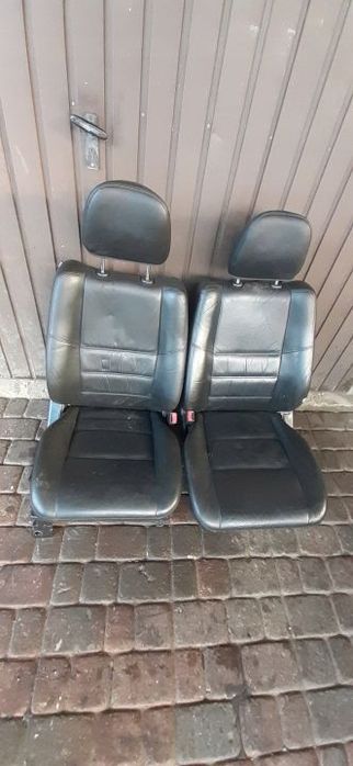 Nissan Pathfinder R50 Fotel Lewy Prawy