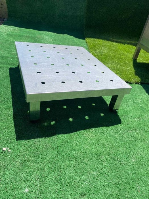 Base de inox para máquinas