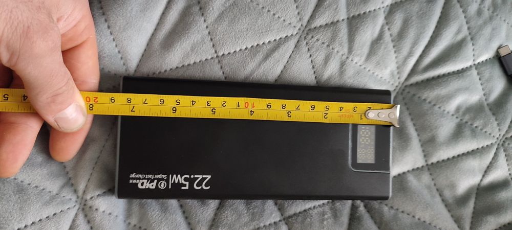 Повербанк з швидкою зарядкою power bank