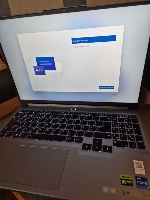 Portátil Lenovo Legion 5 16IRX9