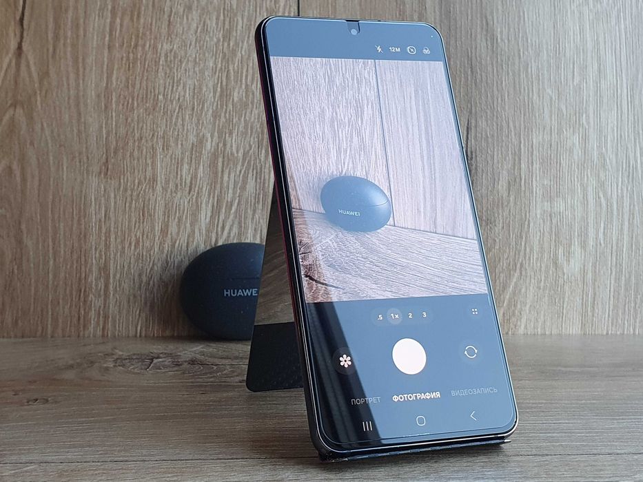 Samsung Galaxy S21 5G 8/128 Gb — це не просто смартфон, а ваш головний квиток у світ