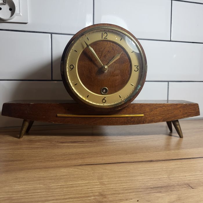 Zella-Mehis lata 60te modernistyczny zegar kominkowy 62