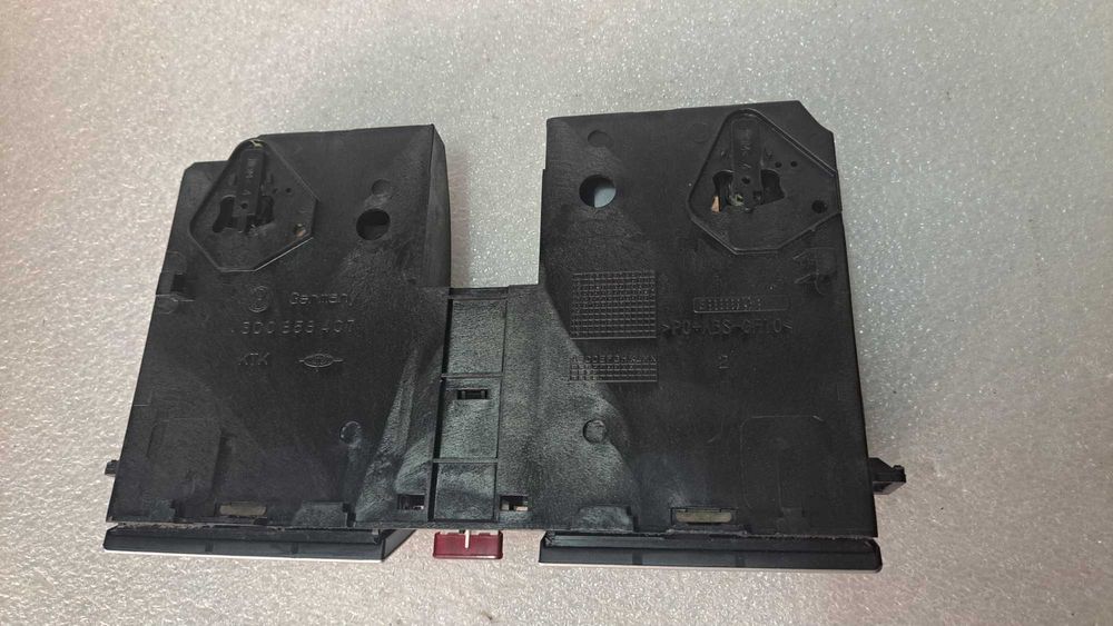 Schowek schowki z konsoli Volkswagen Passat B6 kpl