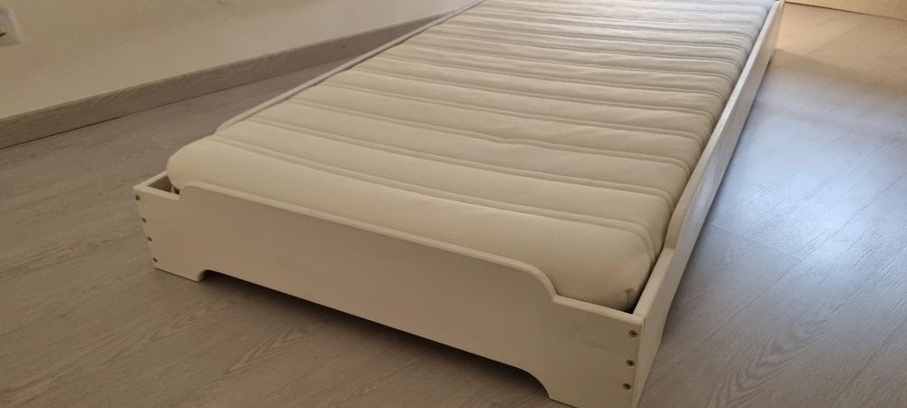 Cama c/Colchão 90x200