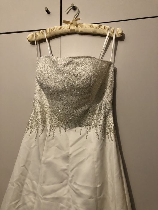 Pięknie zdobiona suknia ślubna Toujours Paris