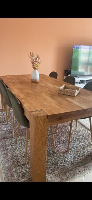Mesa JYSK com uso de apenas 1 ano
