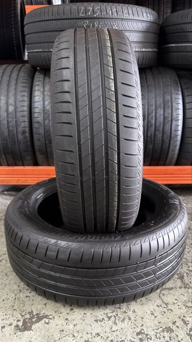 Pneus 205/55r17 Bridgestone Turanza T005 com 85% de piso