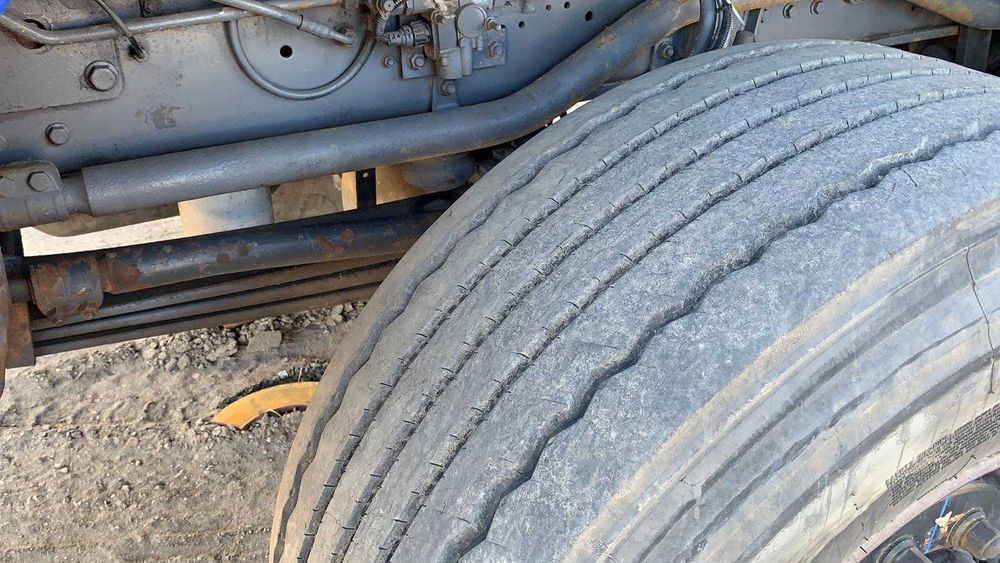 Продам Ginaf Daf самосвал 2004 г.8Х8