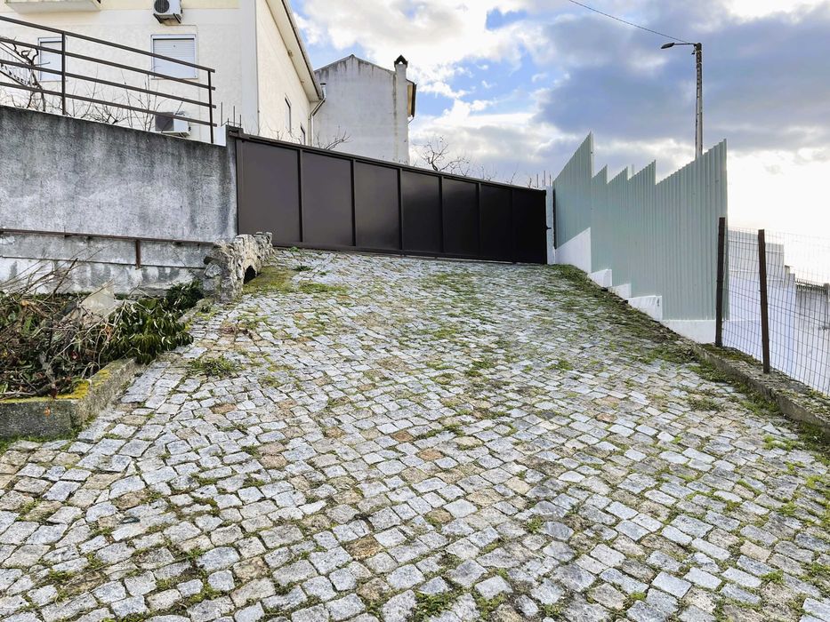 Terreno Urbano em Mirandela com Vista Rio Tua e Cidade