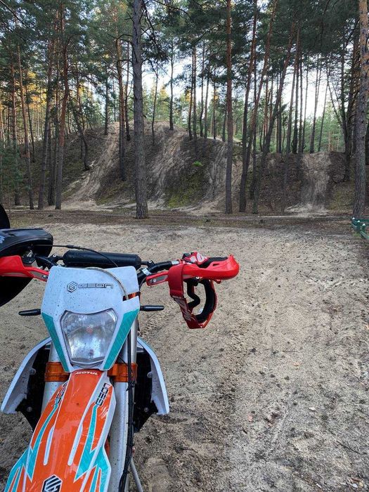 Продам мотоцикл GEON GNX250