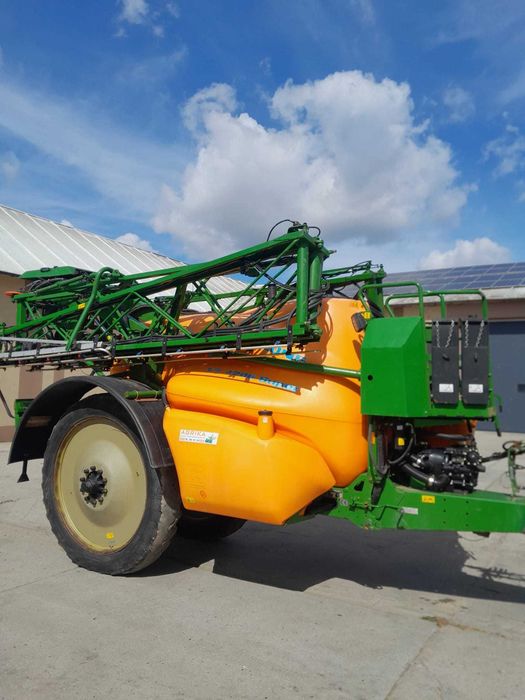 Opryskiwacz Amazone UX 4200