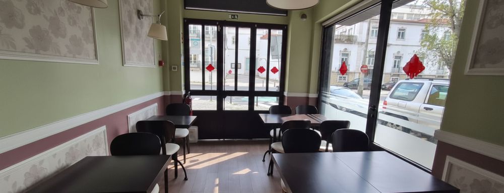 Arrendo café snack bar totalmente equipado no Lumiar - Oportunidade