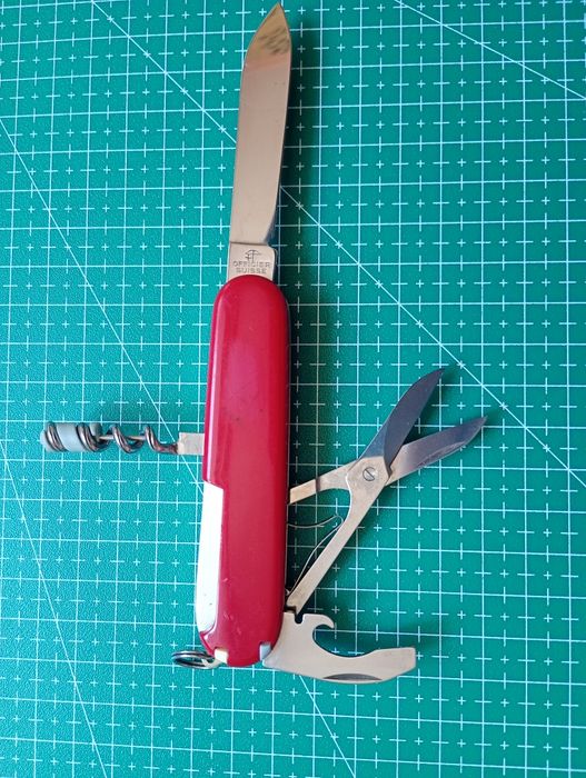 Victorinox Compact