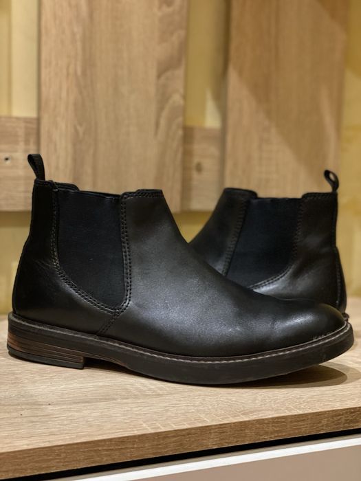 Чоловічі черевики CLARKS