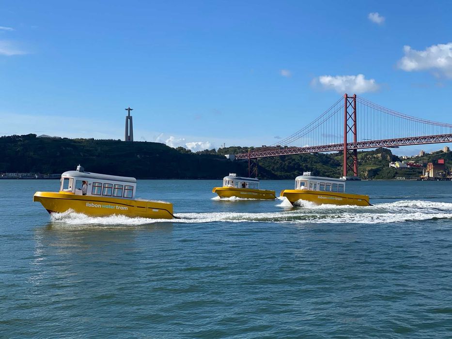 Marca Marítimo-Turística c/ 3 embarcações c/ lugares marina em Lisboa