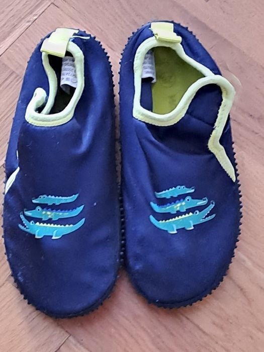 Buty do wody rozm 28 zapinane na rzepy