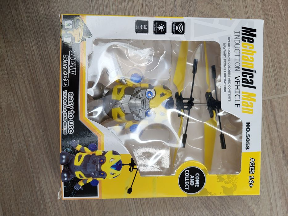 Latający robot zabawka