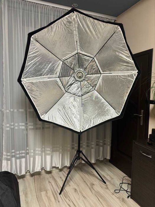 Dwie lampy studyjne Walimex pro VC-300, zestaw