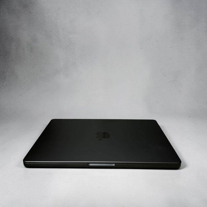 MacBook Pro 14 2024   (M4/ 16 gb /1 Tb SSD) Гарантія. 47109