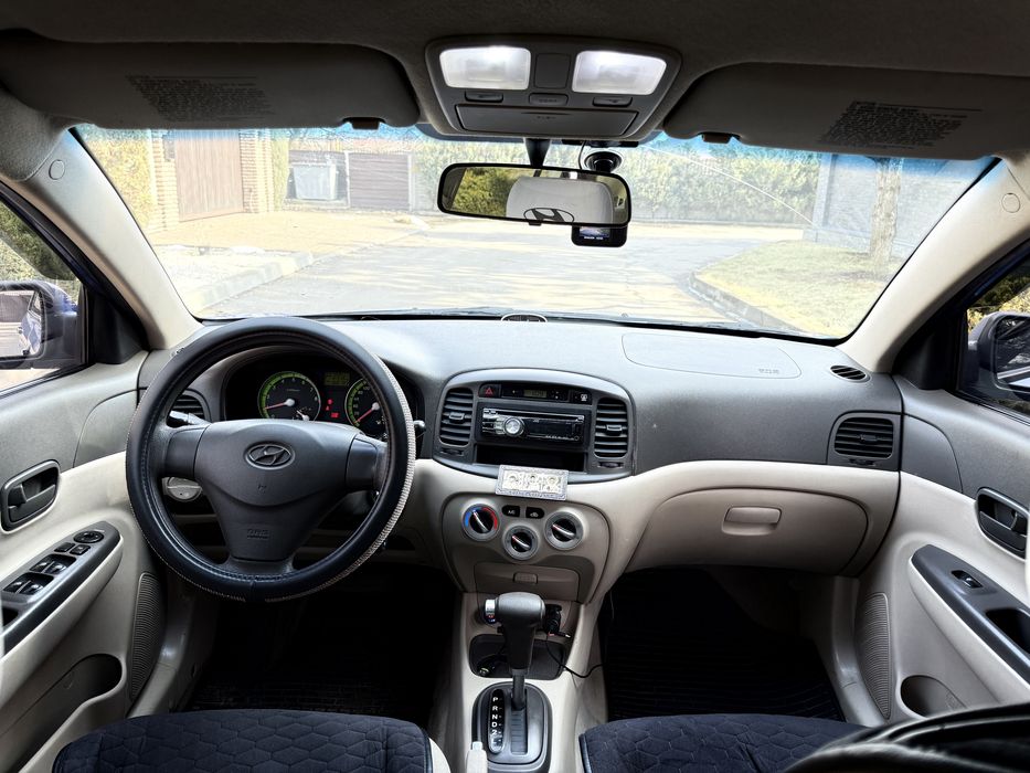 Hyundai Accent 2008 год на автомате !