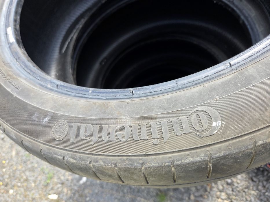 Opony letnie Continental 235/45/19