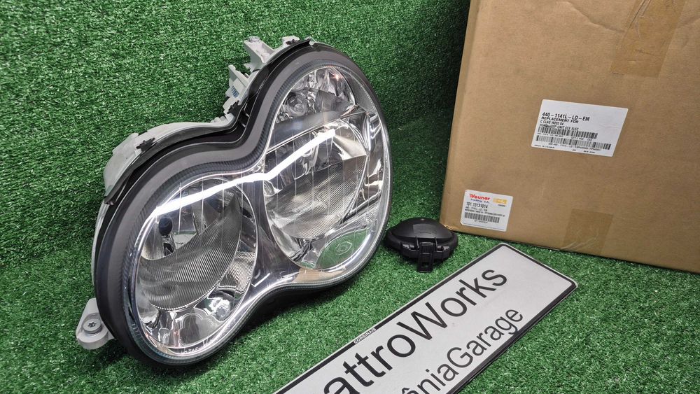 Otica Farol Esquerdo Mercedes Classe C W203 S203 2003 a 2007 Ref. 440-1141L-LD-EM NOVO DEPO