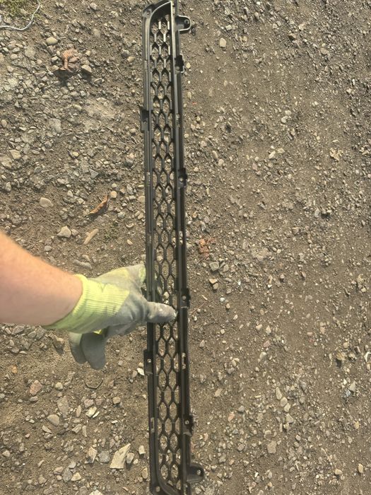 Решітка бампера кіа соренто