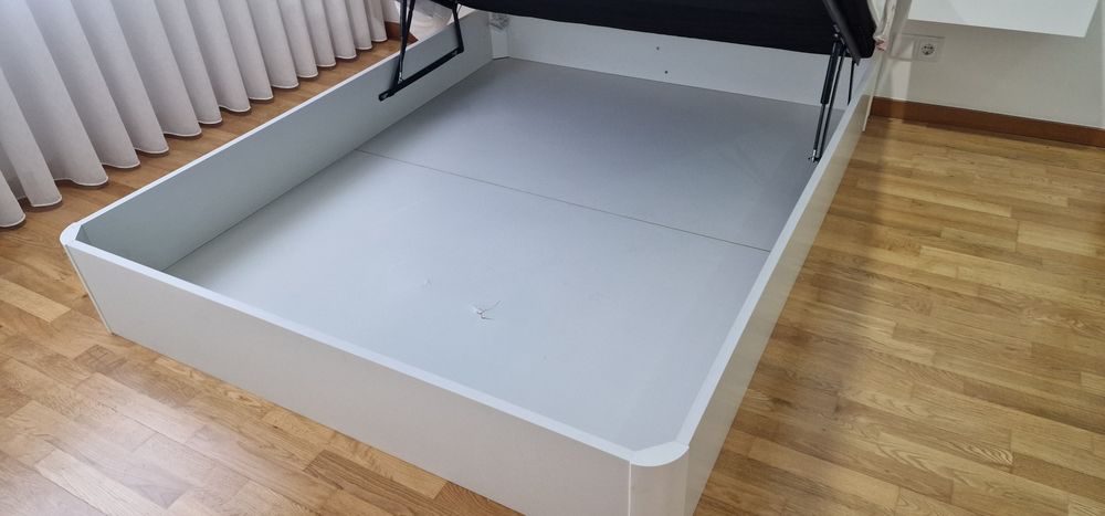 Vendo cama de casal elevatória