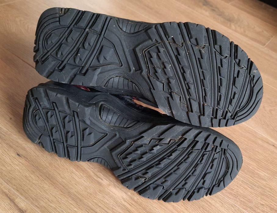 Lekkie buty trekkingowe rozm. 38