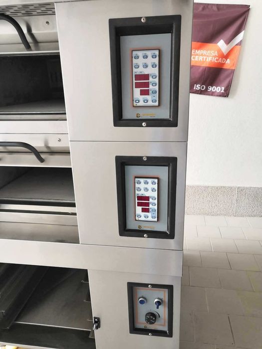 Forno eletrico pão e pastelaria semi novo