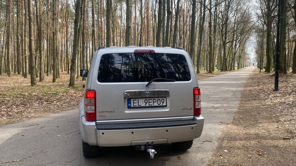 Samochód  Marki Dodge Nitro