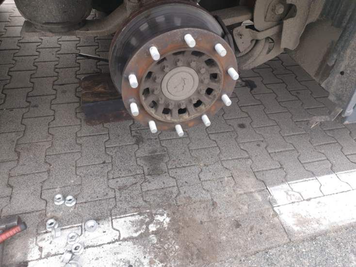 Mechanik samochodowy, warsztat samochodowy, MECHANIK POZNAŃ Laweta